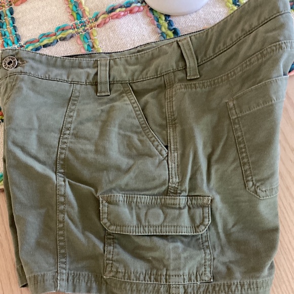 Shorts by The North Face - Picture 8 of 8